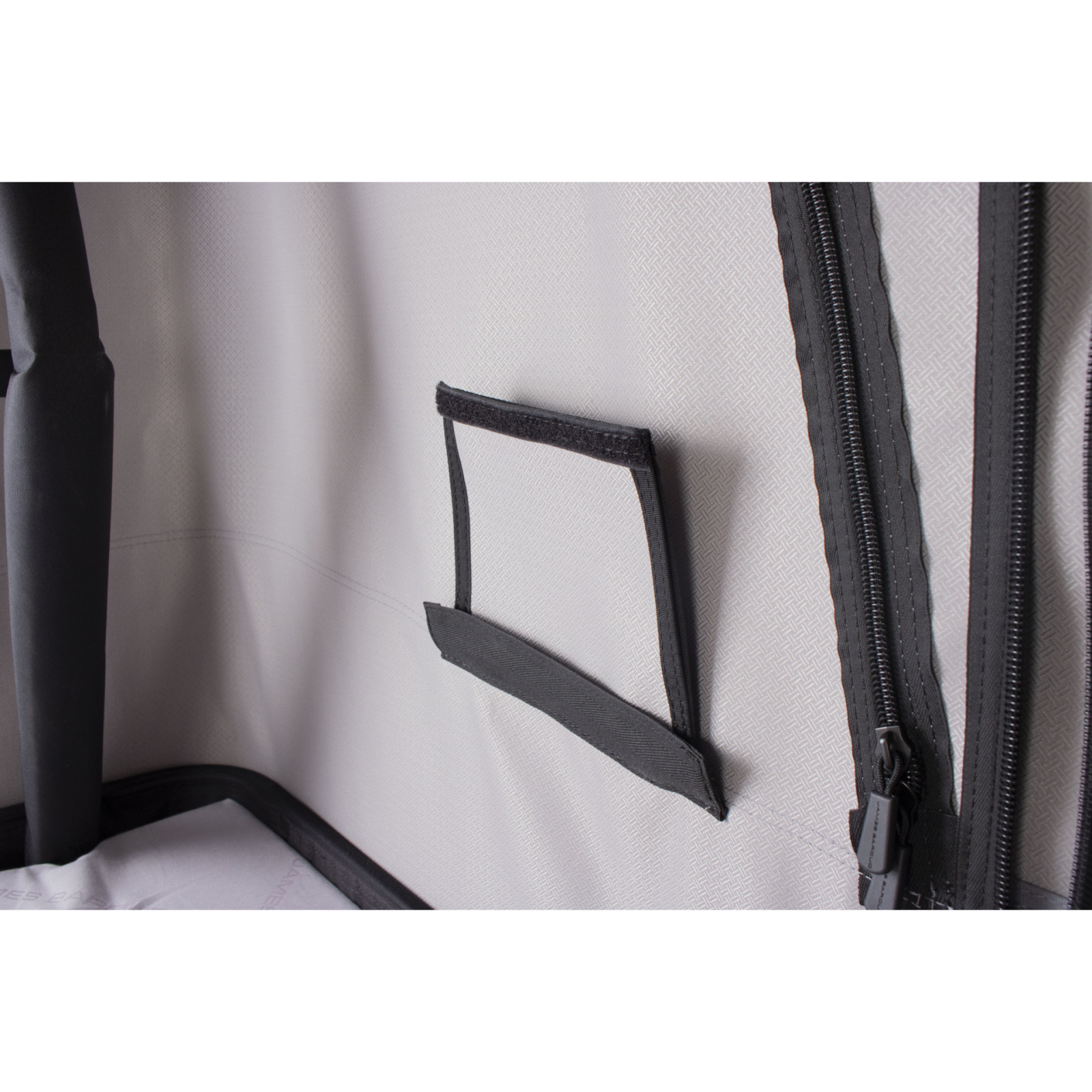 Tente de toit James Baroud ODYSSEY Frontier M - Edition limitée Magma