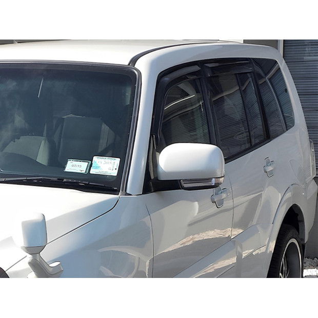 Jeu 4 déflecteurs de vitre avant et arrière Mitsubishi Pajero 2