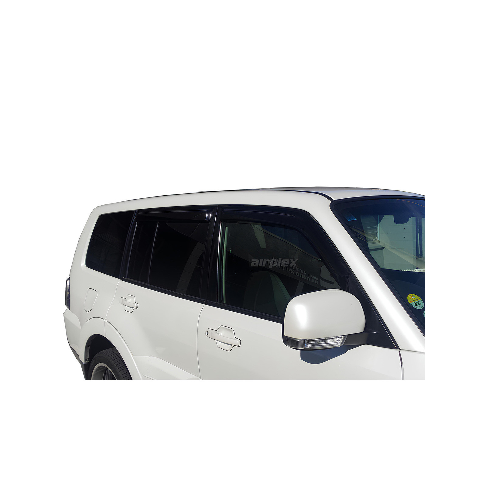 Jeu 4 déflecteurs de vitre avant et arrière Mitsubishi Pajero 2