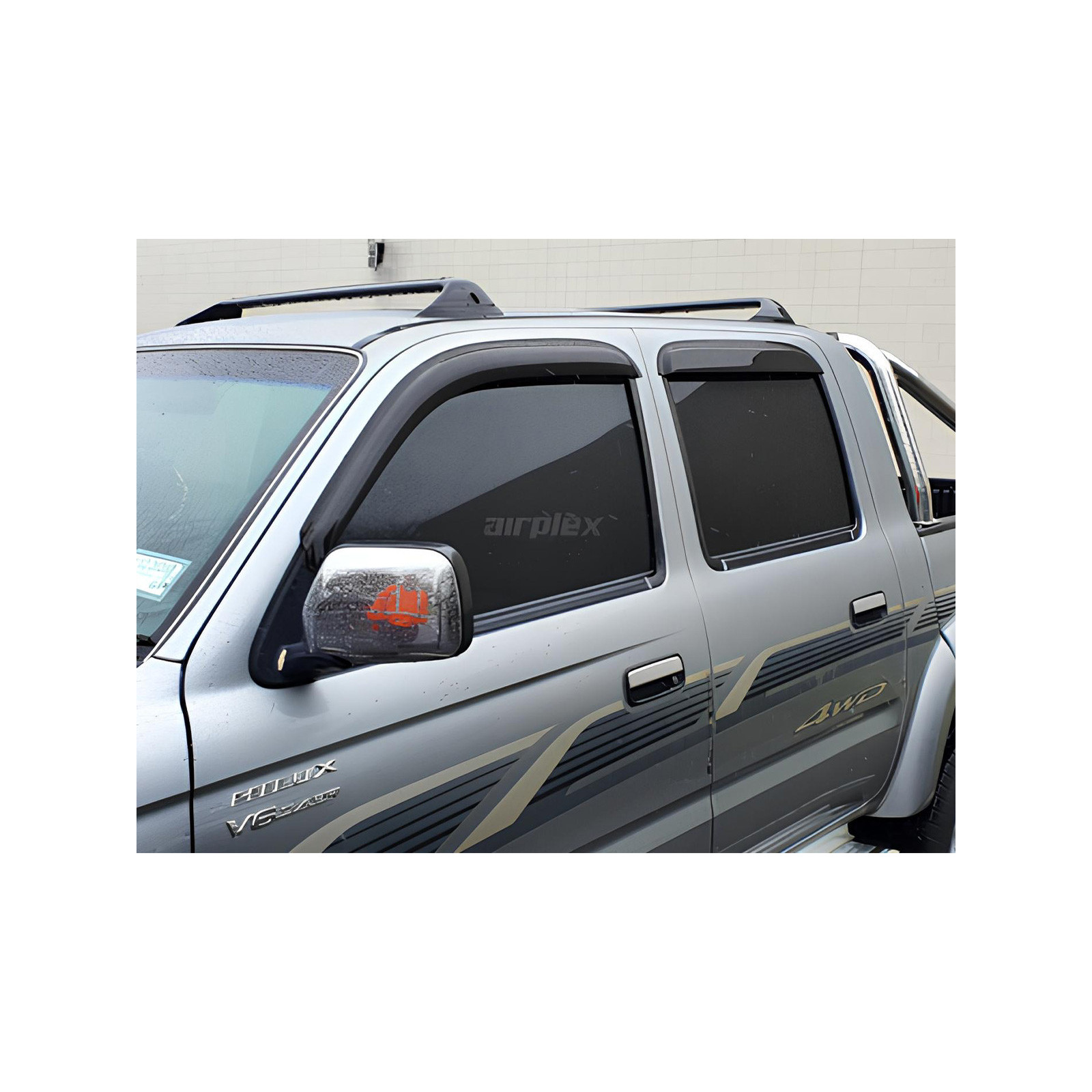 Jeu 4 déflecteurs vitre avant et arrière Toyota Hilux 1998-2004