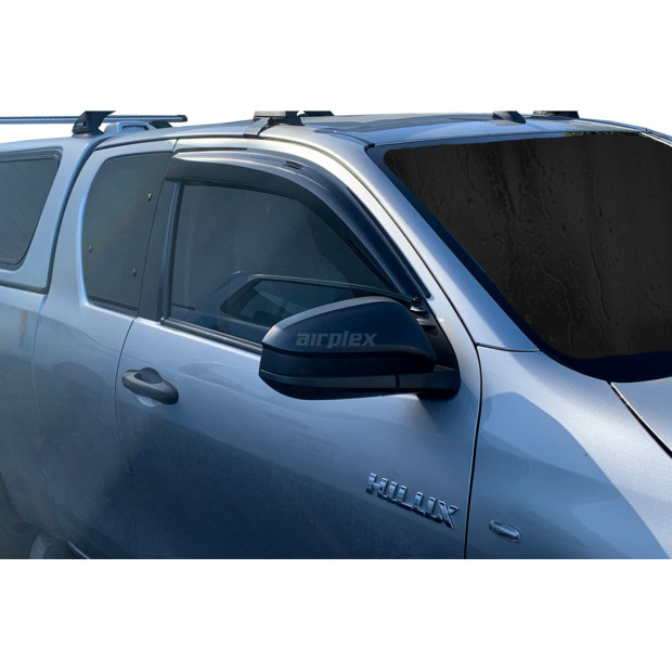 Jeu 2 déflecteurs de vitre avant Hilux Revo simple et Xtra cabine - montage collé