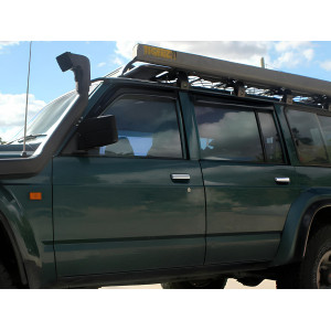 Jeu 4 déflecteurs vitre avant et arrière Nissan Patrol GR Y60