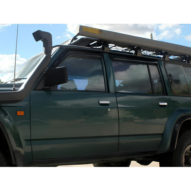 Jeu 4 déflecteurs vitre avant et arrière Nissan Patrol GR Y60