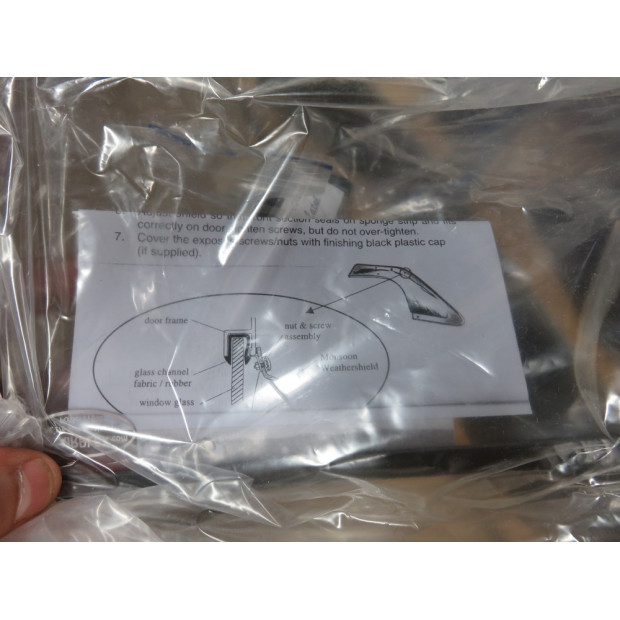 Déflecteur de vitre avant gauche HDJ80 - Gros modèle Airplex