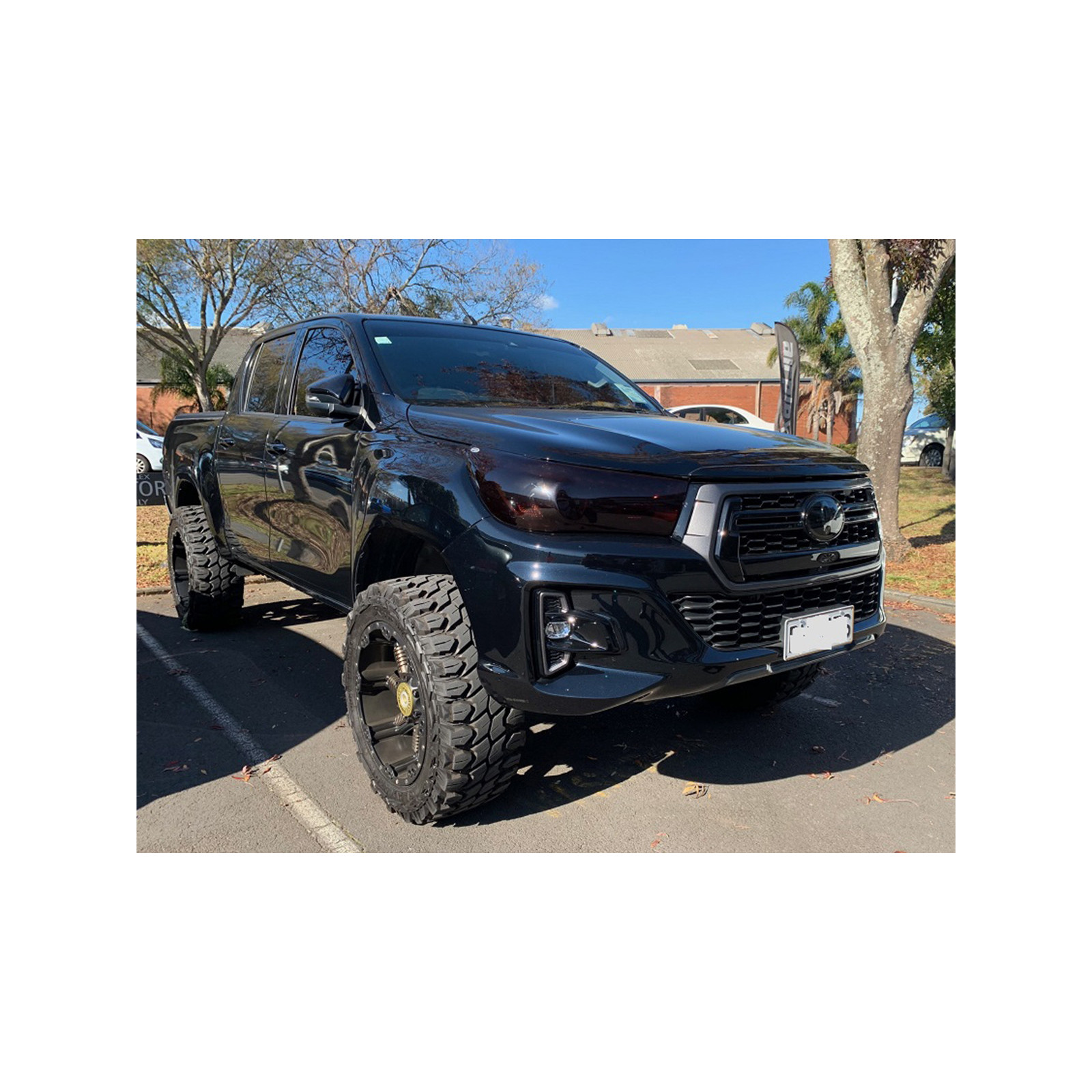 PROTECTION PHARE HILUX REVO LEDS