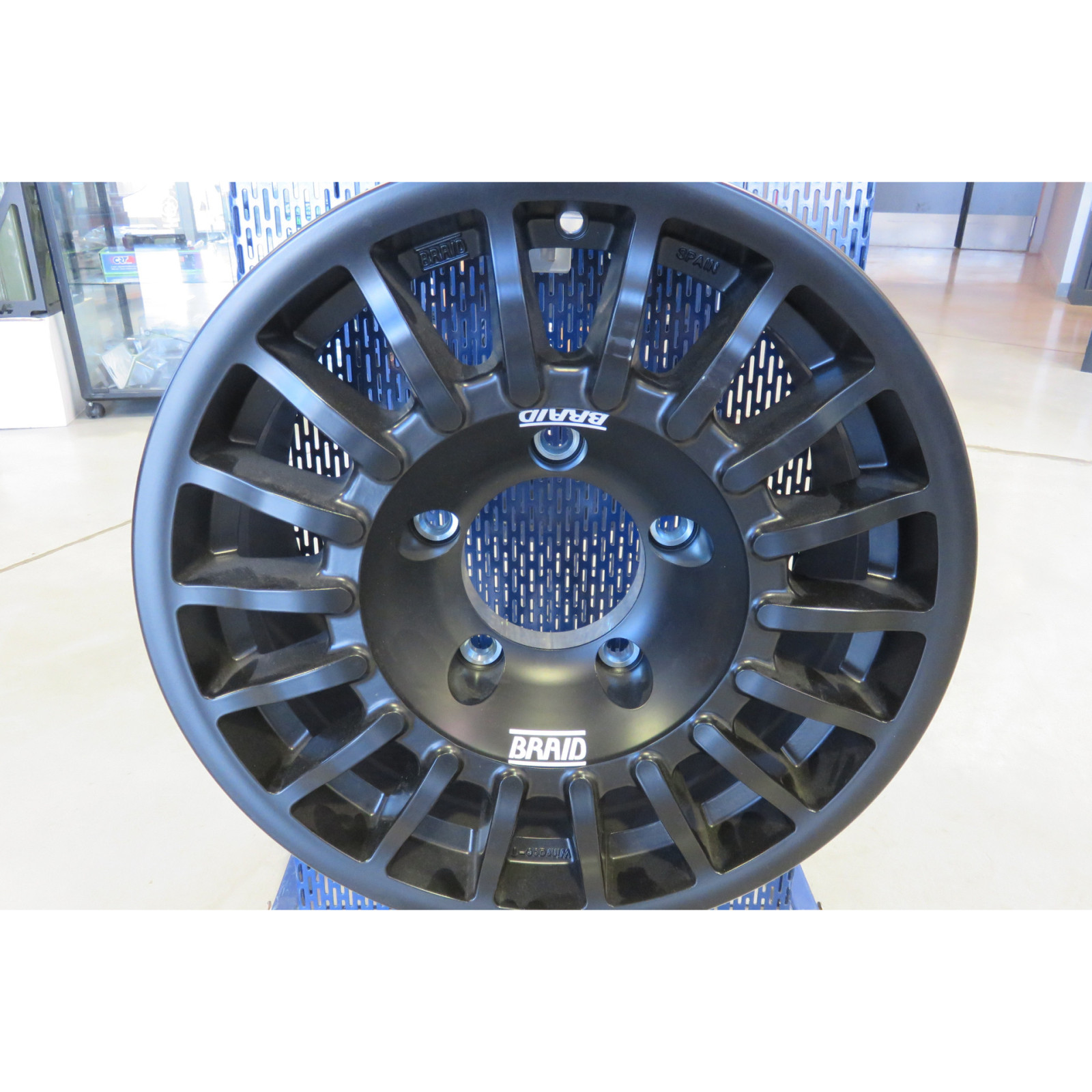 Jante Alu Braid Winrace Noire 7x16 5x150 ET10 HDJ-FZJ-UZJ100