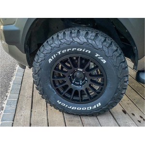Jante Alu Braid Winrace S Noire 8x17 6x139.7 ET5 Toyota Hilux et Land Cruiser