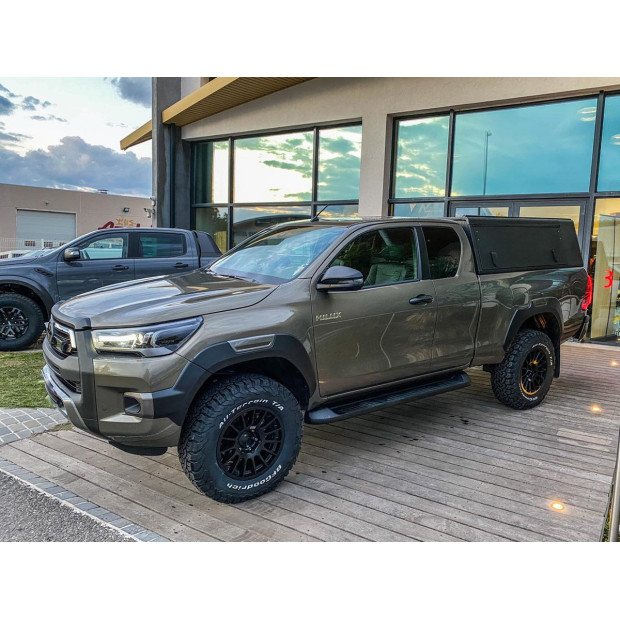 Jante Alu Braid Winrace S Noire 8x17 6x139.7 ET5 Toyota Hilux et Land Cruiser