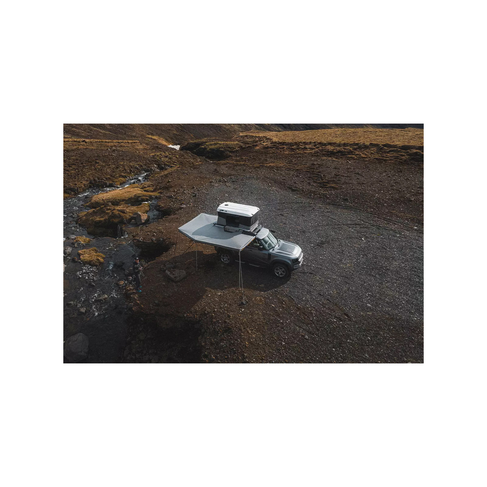 Store autoportant latéral droit ouverture 270° Falcon 250 James Baroud - Tunnel 70cm