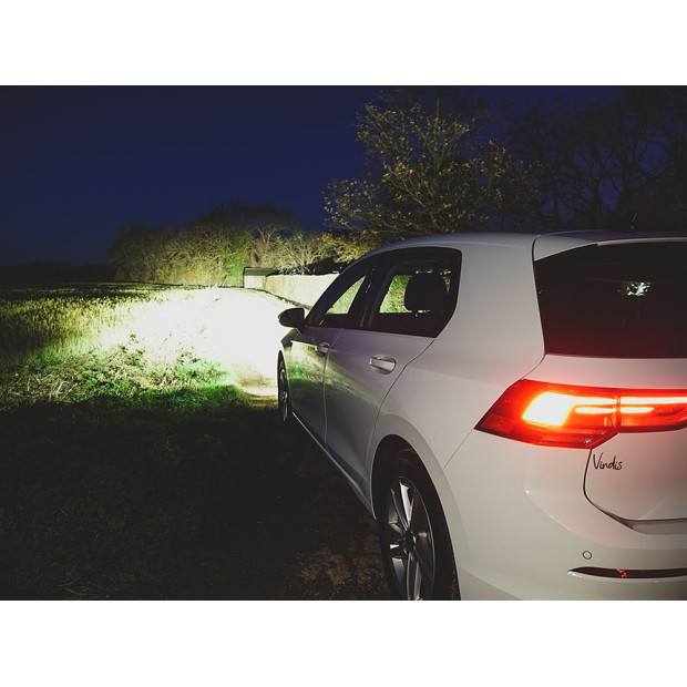 KIT MONTAGE LINEAR 18 CALANDRE VW GOLF MK8 2020+