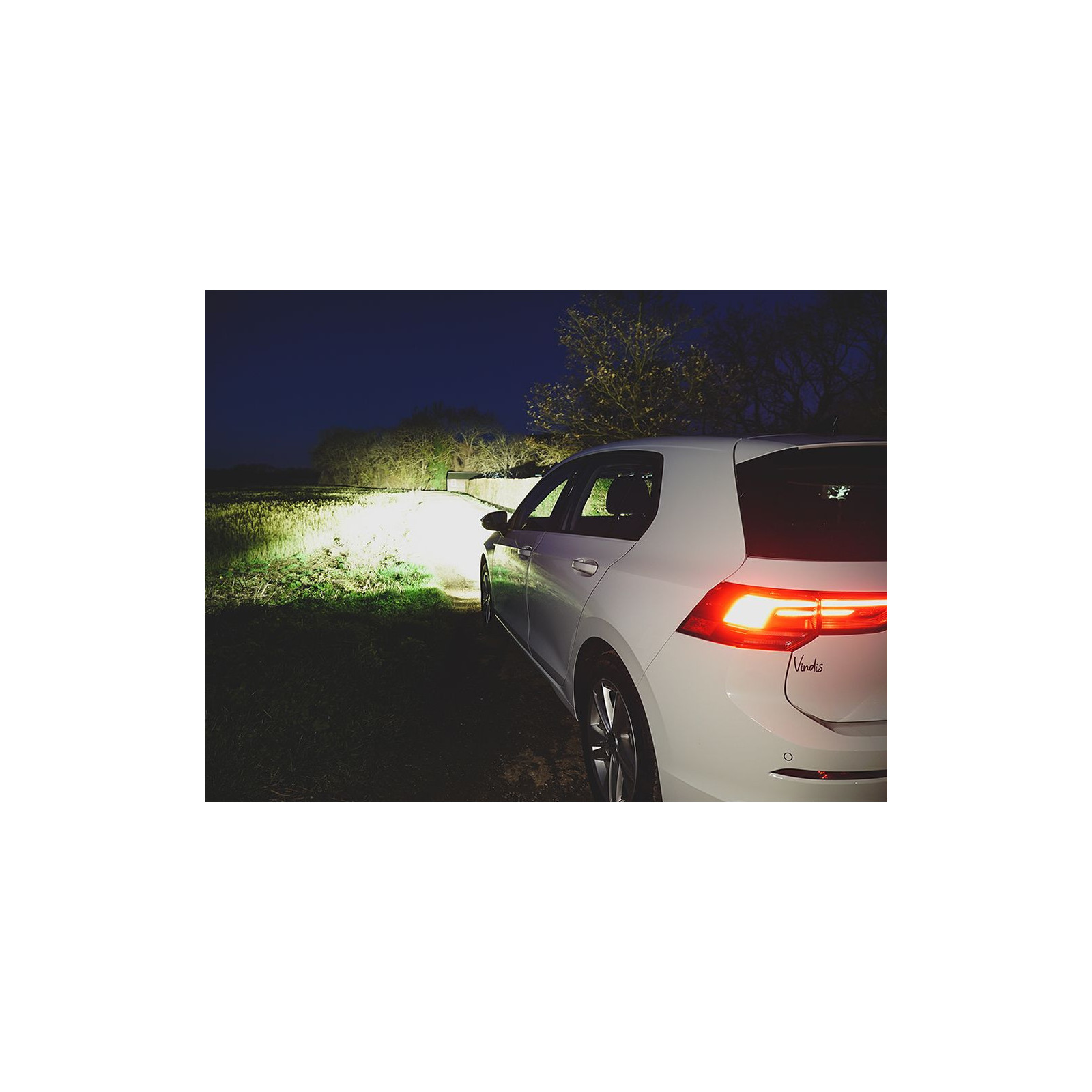 KIT MONTAGE LINEAR 18 CALANDRE VW GOLF MK8 2020+