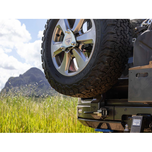 Porte roue de secours gauche Kaymar Toyota Land Cruiser 300