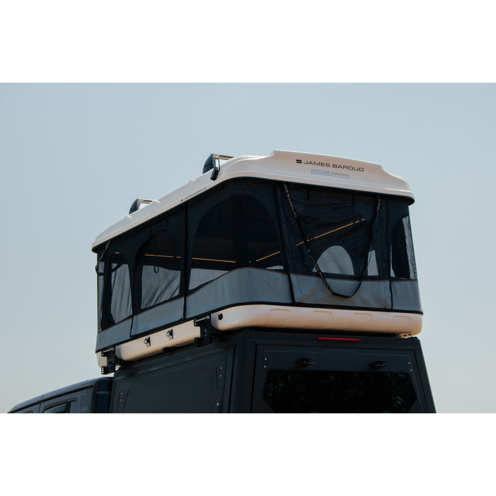 Tente de toit James Baroud Evasion Proline M blanche