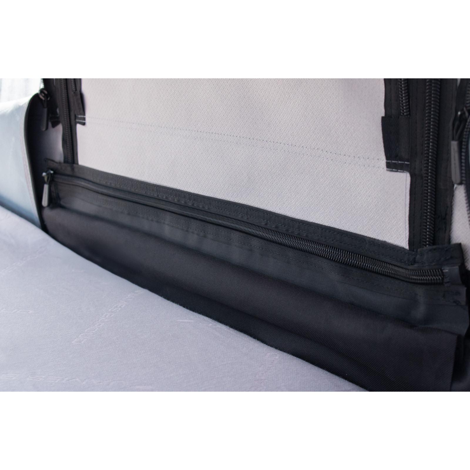 Tente de toit James Baroud Evasion Proline M gris-noire