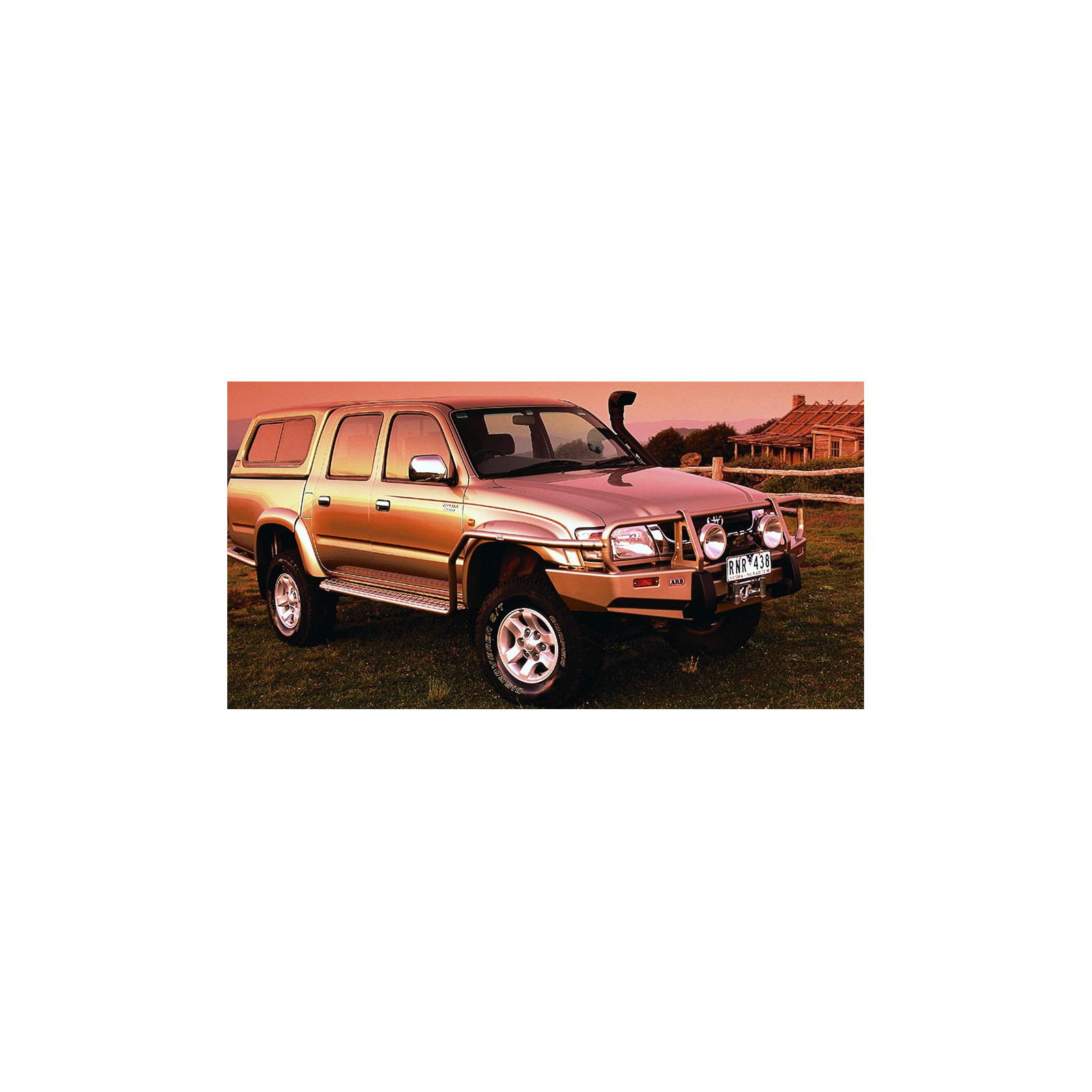 Pare chocs Combo Bar Hilux après 02 sans élargisseurs