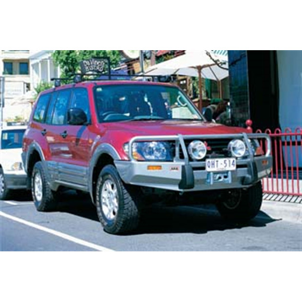 Pare chocs Winch Bar Pajero III DID avant 03