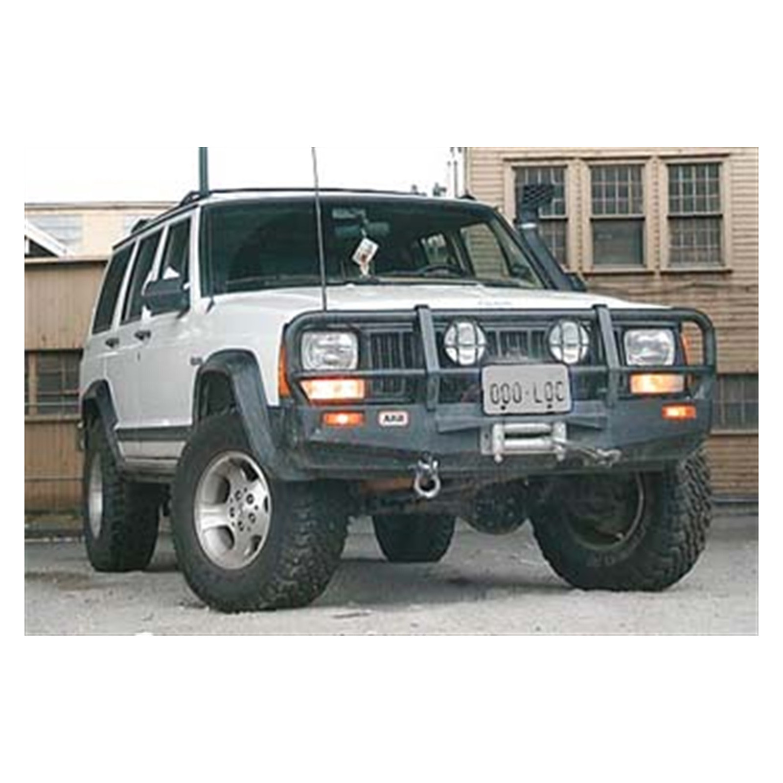 Pare chocs Winch Bar Cherokee XJ 94-97