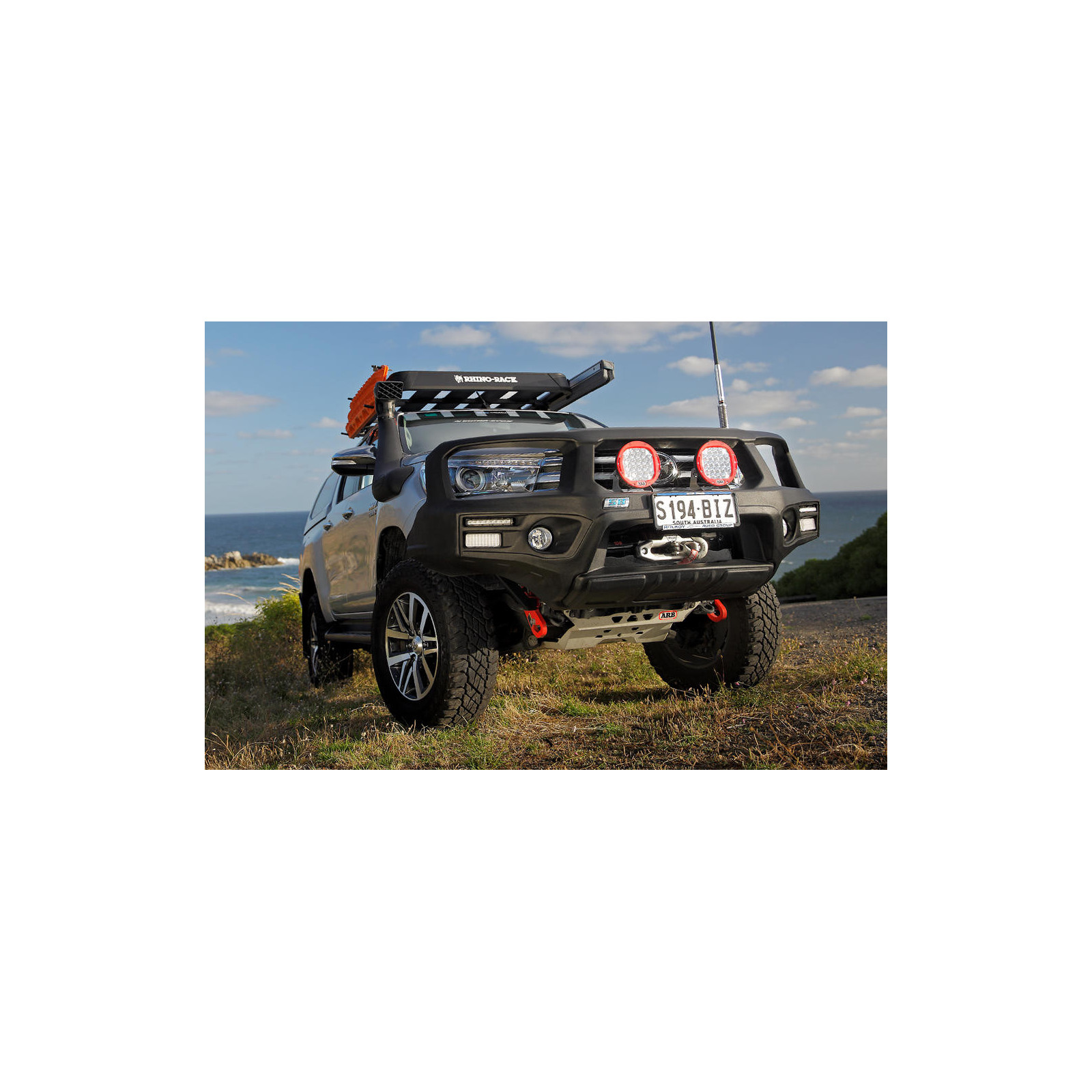 TOY 15+ HILUX BLK F WINCH DRL