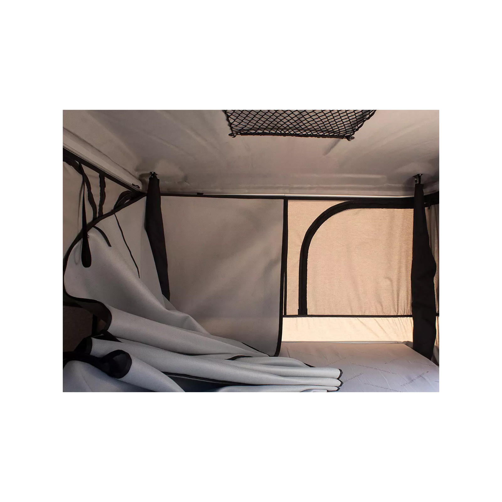 Isolation thermique pour tente de toit James Baroud Odyssey L