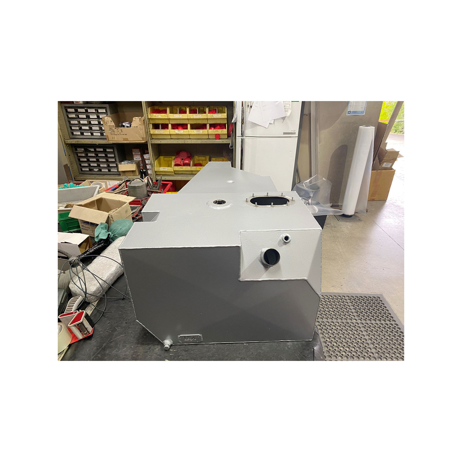 Reservoir LRA Toyota Landcruiser HDJ80 145L remplacement - boite mécanique