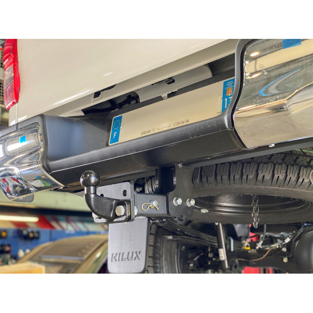 Attelage carré 2" homologué Toyota Hilux Revo N4-Offroad