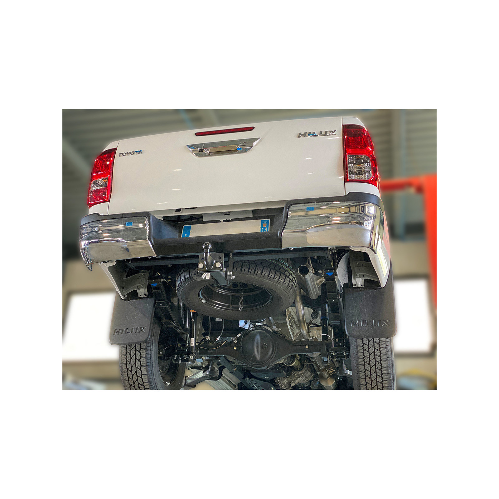 Attelage carré 2" homologué Toyota Hilux Revo N4-Offroad