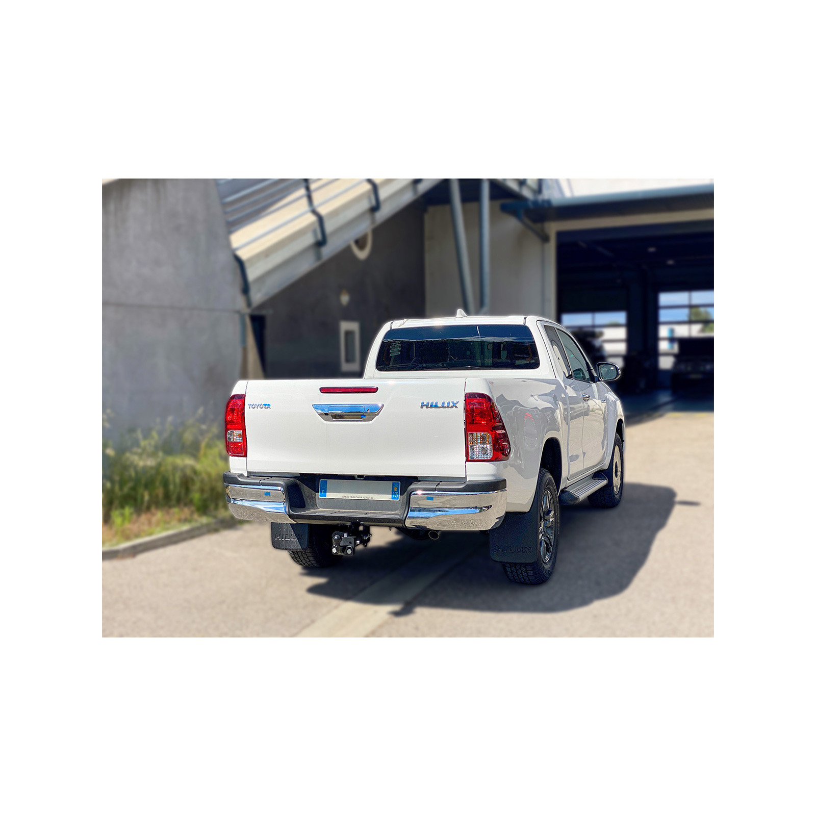 Attelage carré 2" homologué Toyota Hilux Revo N4-Offroad