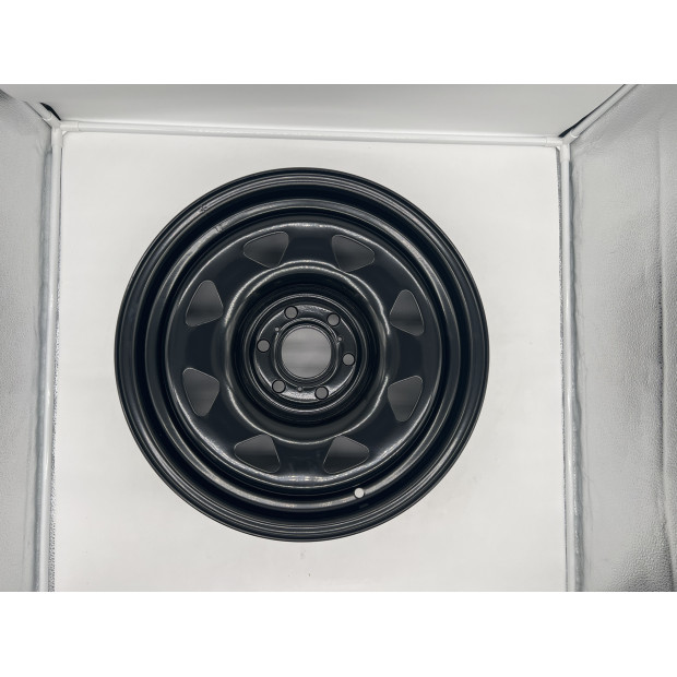 Jante acier Triangular noire 7x16 6x114.3 Nissan Navara D40 D23