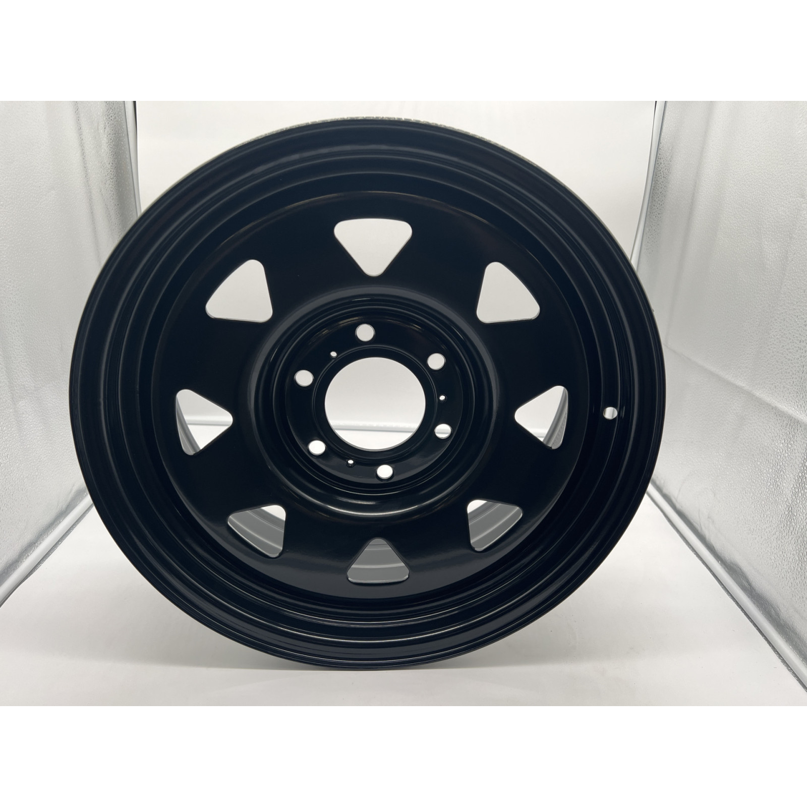 Jante acier Triangular noire 7X17 6x139.7 Ford Ranger