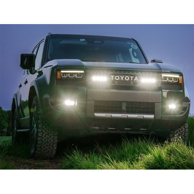 KIT MISE À NIVEAU ANTIBROUILLARD LAZER TOYOTA LC250 2024+