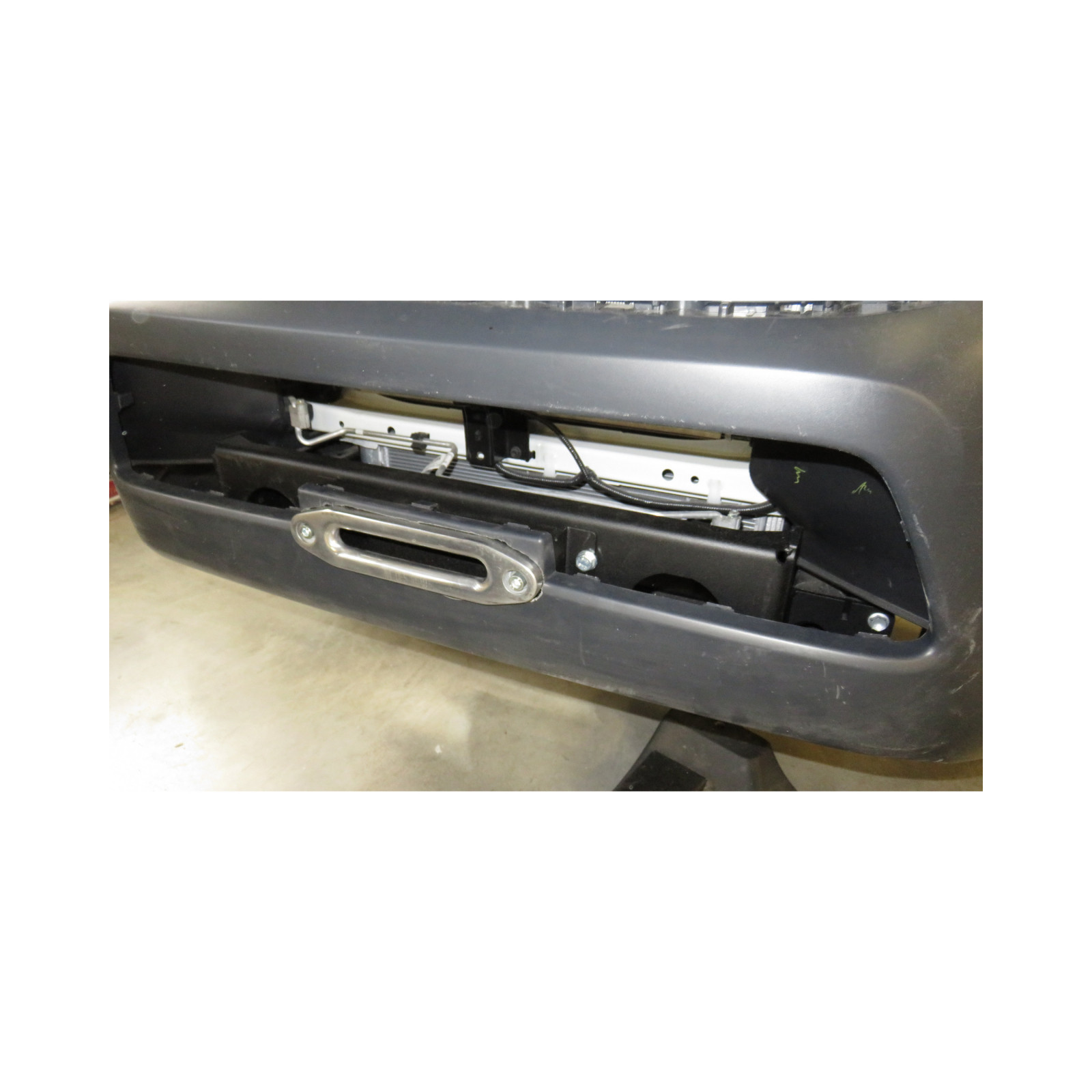 PLATINE TREUIL PC ORIGINE TOYOTA HILUX REVO 2021+