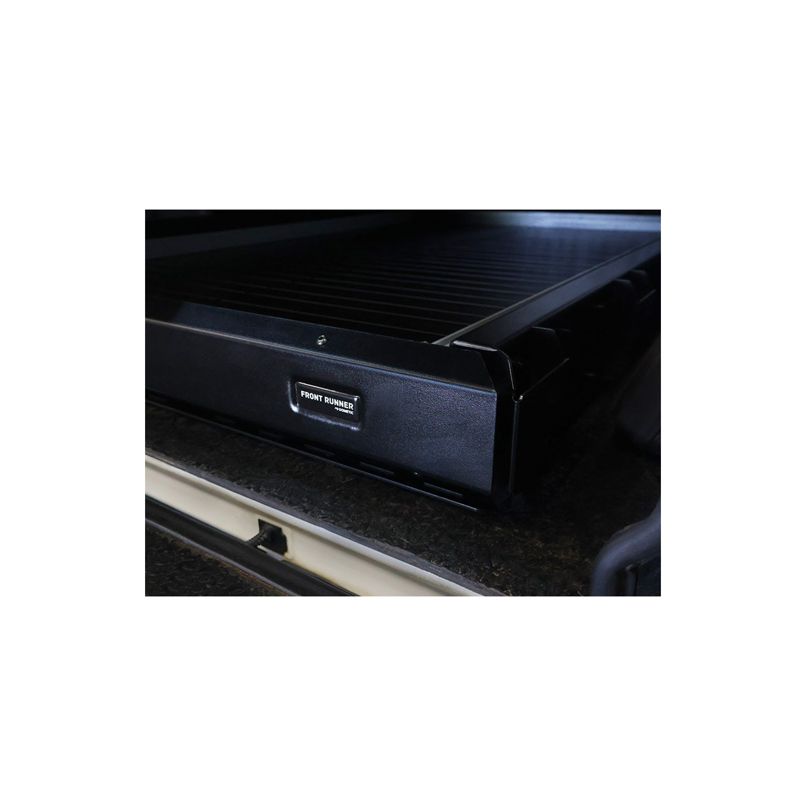 Plateau coulissant Cargo Bed Slide Large FRONT RUNNER 1790x1025x140mm Capacité : 350kg