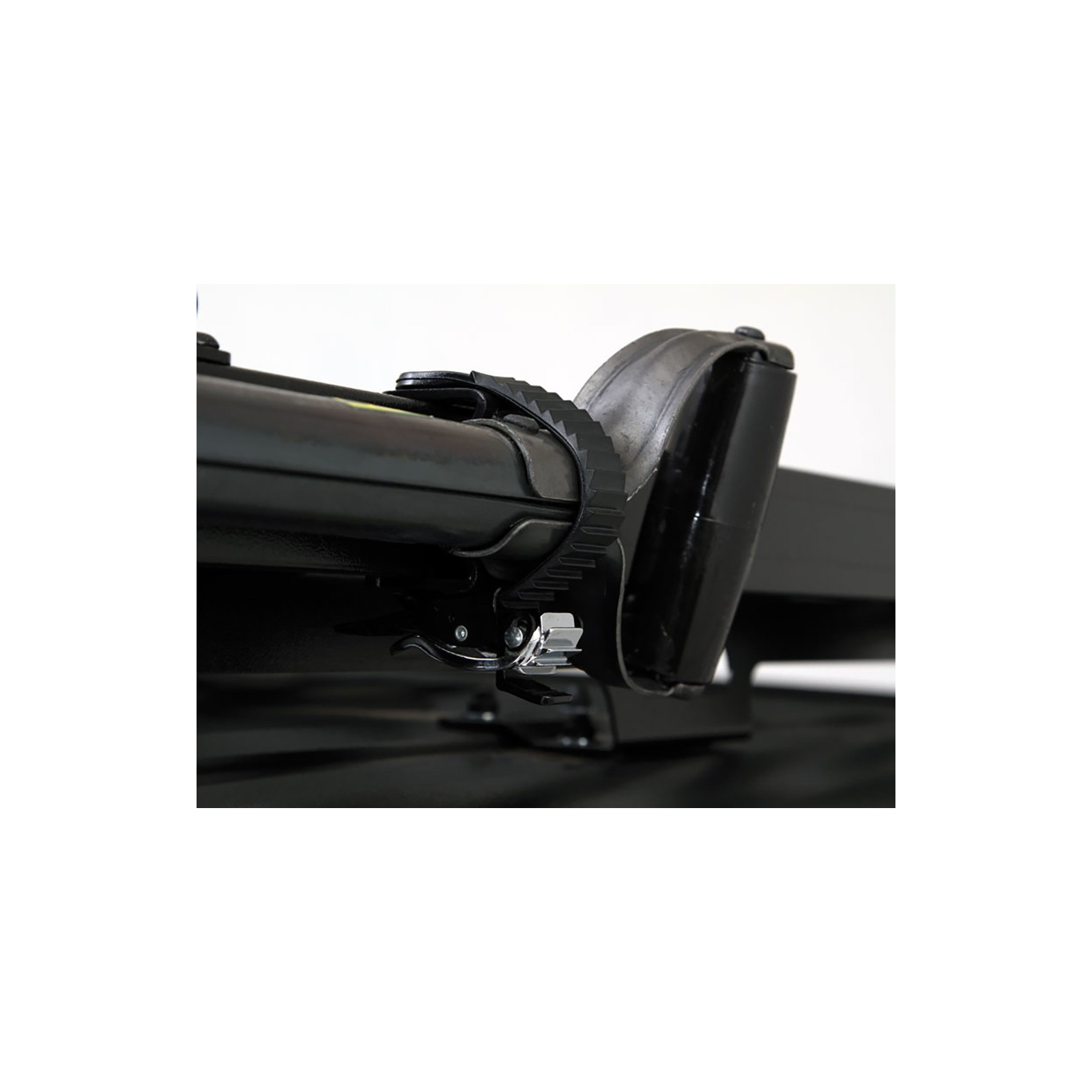 Support de pelle sur galerie FRONT RUNNER Slimline II • RRAC024