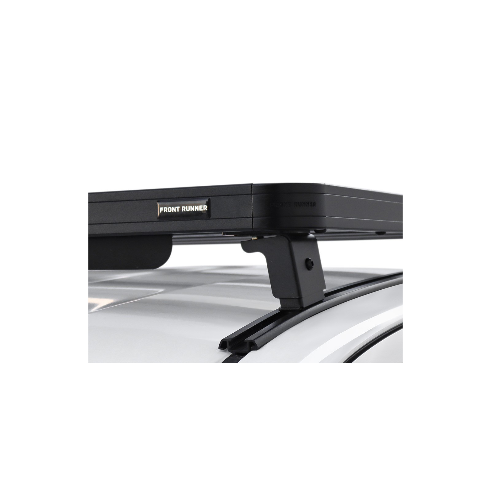 Kit de galerie Slimline II pour une Toyota Hilux Revo Extra Cab (2016 - jusqu'à présent) 