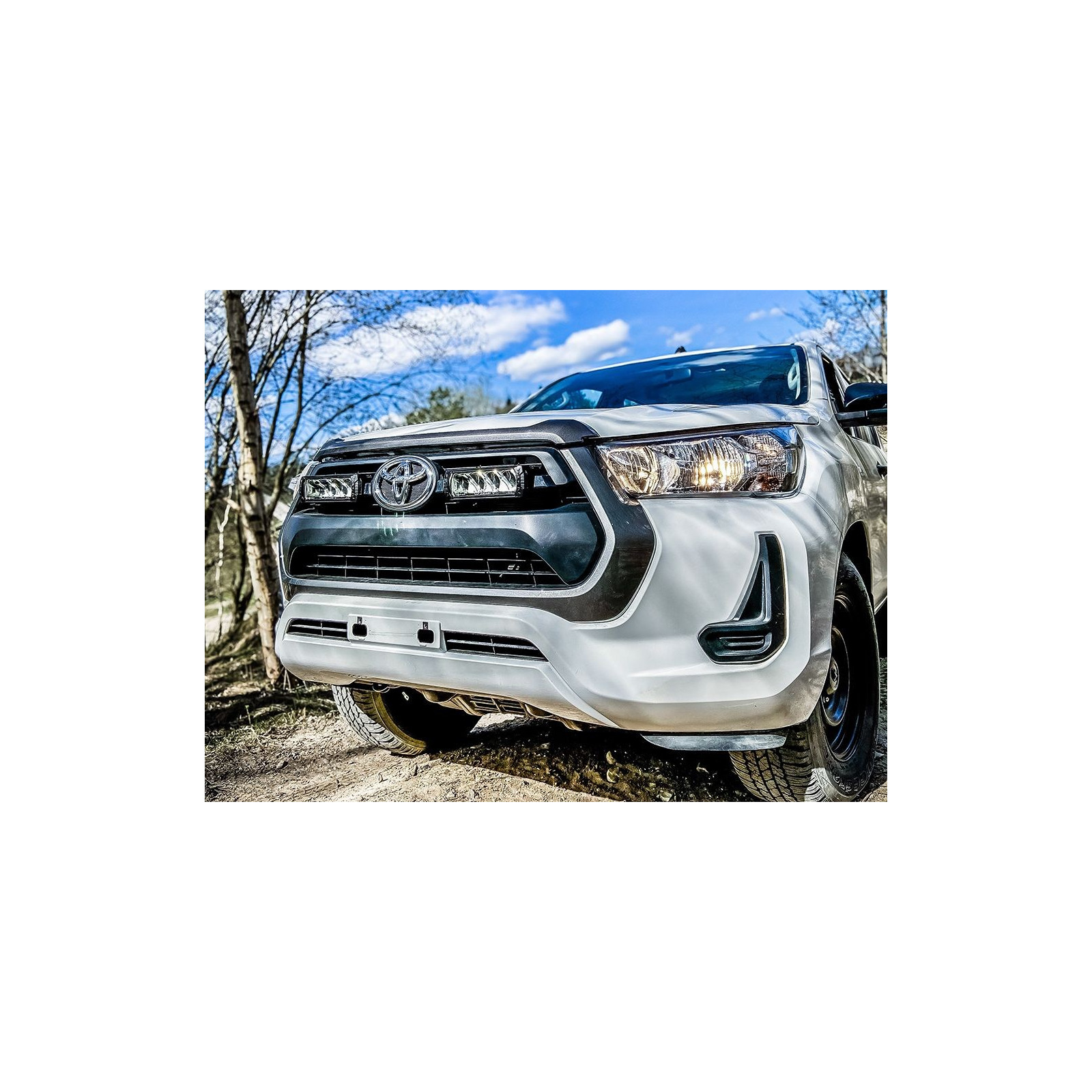 Kit intégration calandre 2 barres led LAZER LAMPS RRR-750-Elite Toyota Hilux 2021+ 