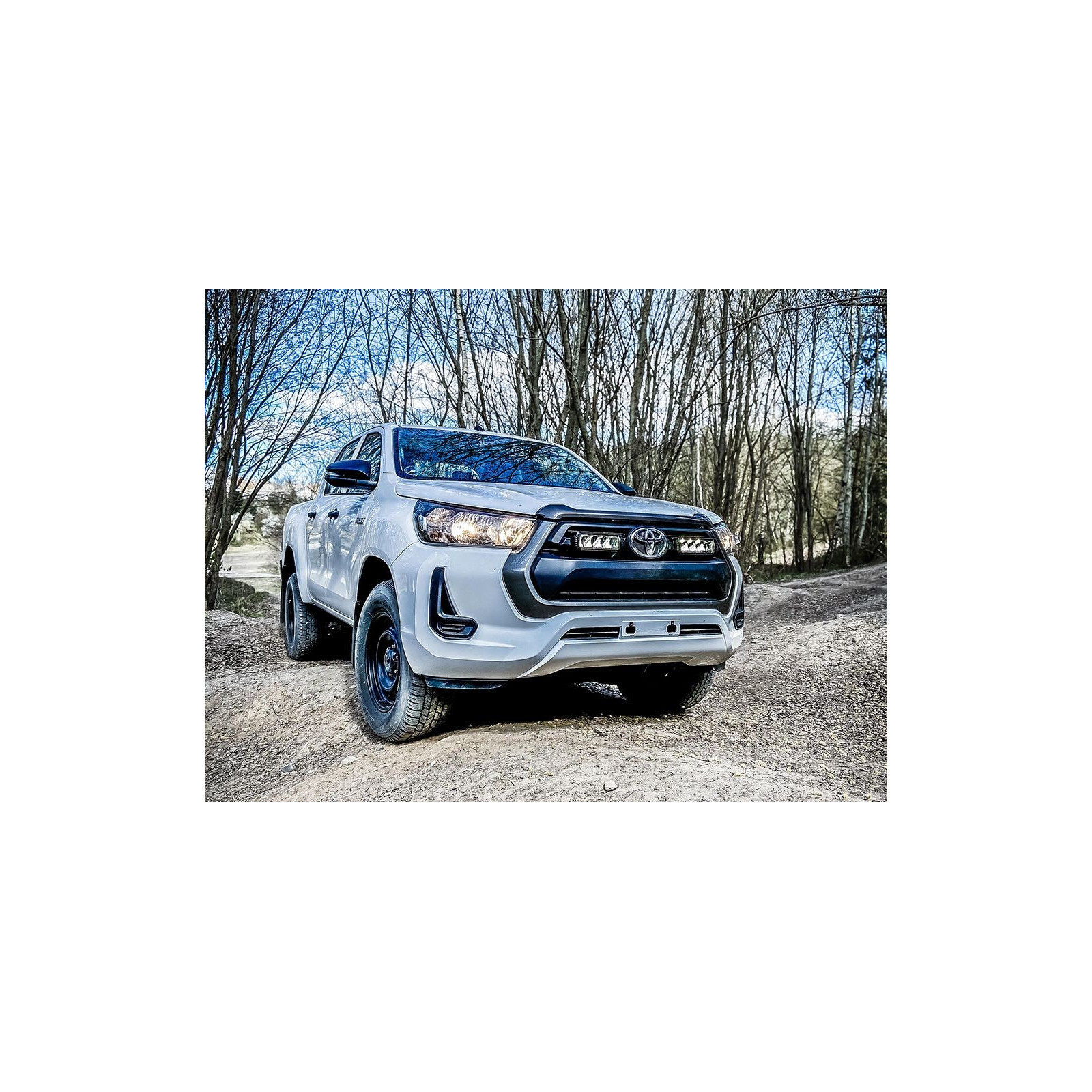 Kit intégration calandre 2 barres led LAZER LAMPS RRR-750-Elite Toyota Hilux 2021+ 