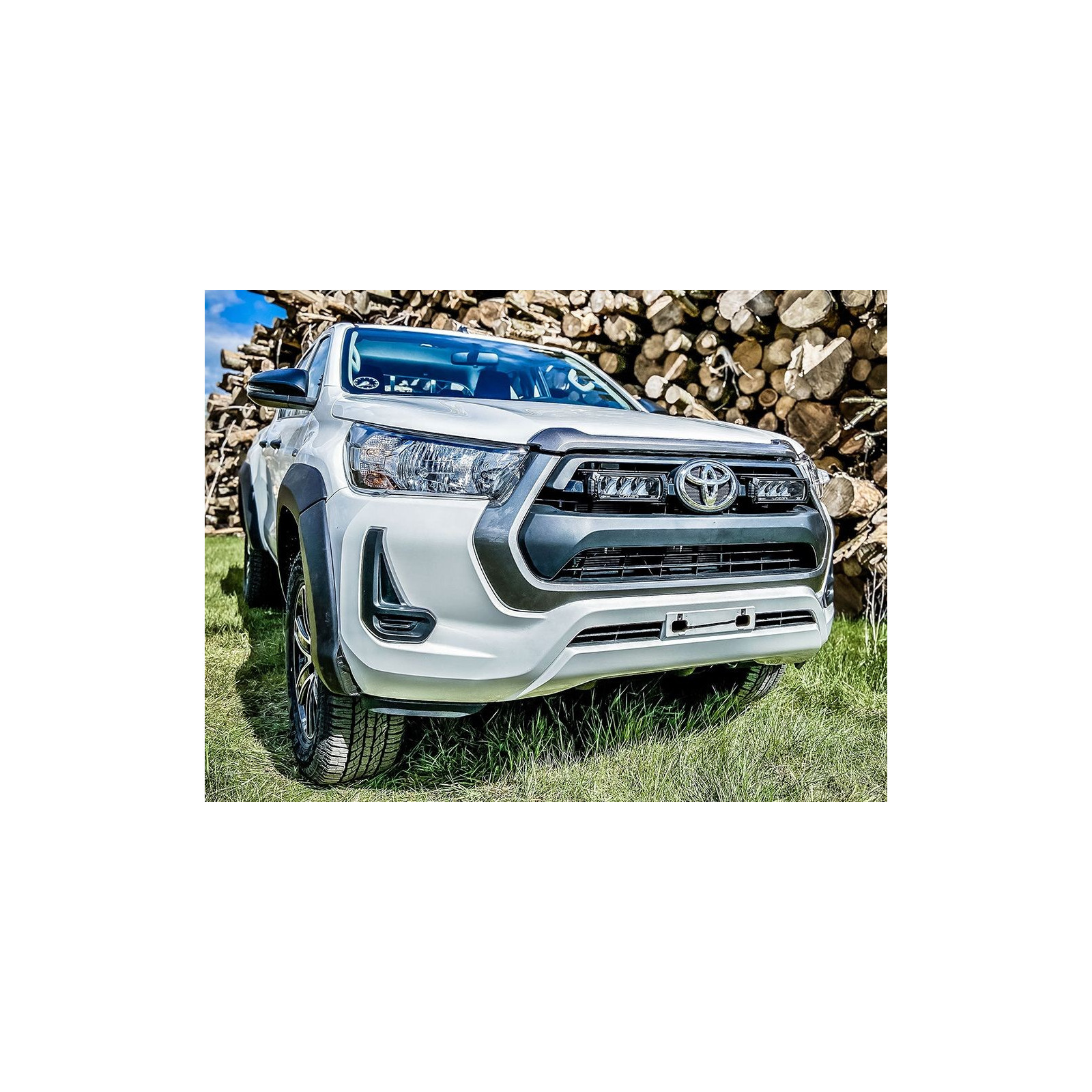 Kit intégration calandre 2 barres led LAZER LAMPS RRR-750-Elite Toyota Hilux 2021+ 