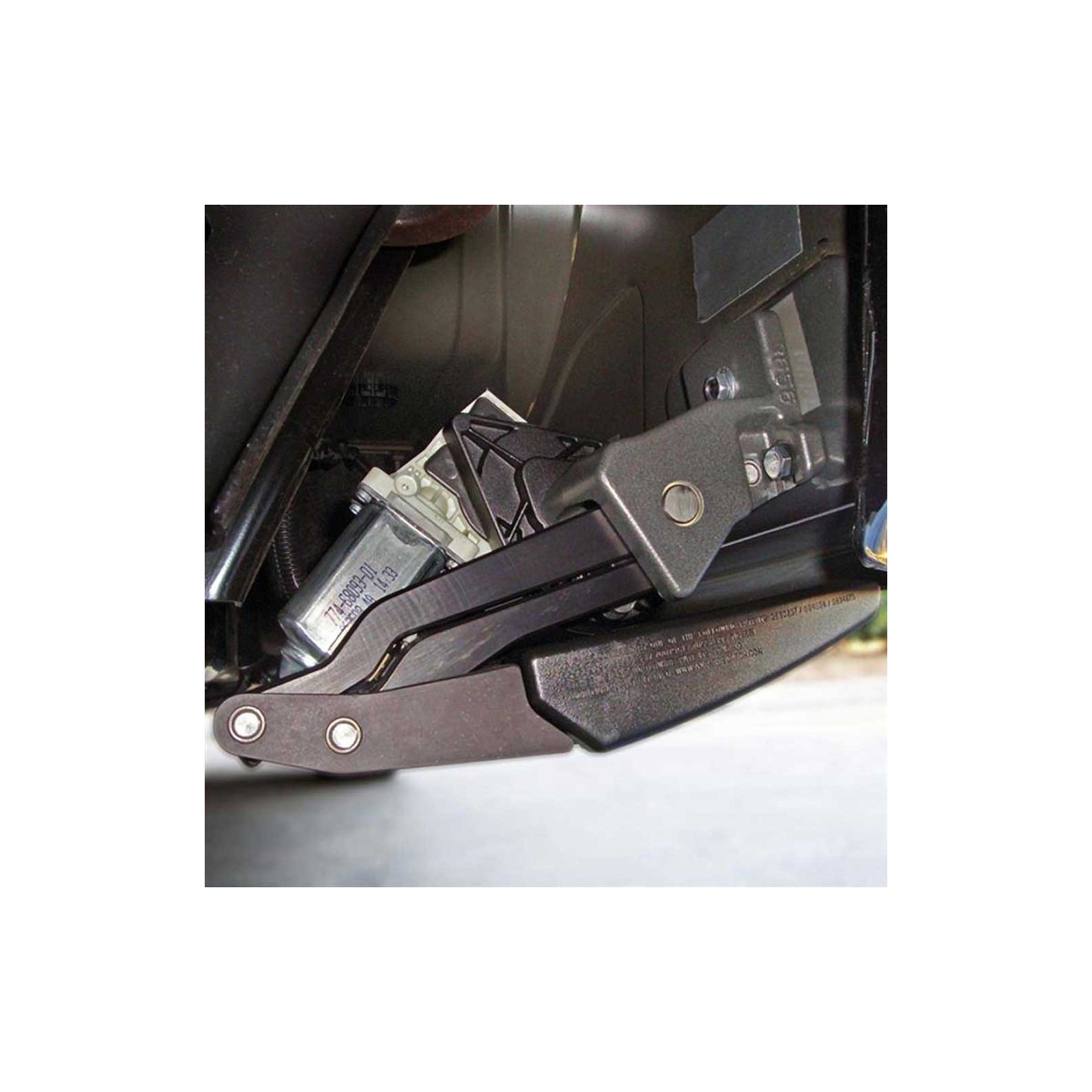 AMP RESEARCH 75111-01A 